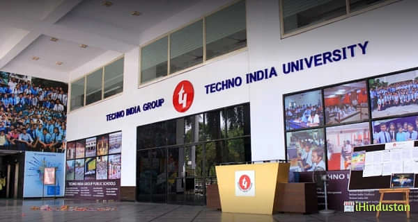 LLB students triumph at 'Moot Court Competition 2022' organised by Techno  India University