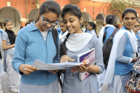 2nd PUC Karnataka Physics Exam Analysis 2025: Detailed student reviews