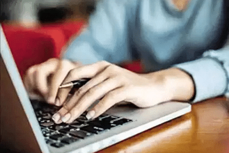APRJC CET 2025 హాల్ టికెట్లు ఎన్ని గంటలకు విడుదలవుతాయి?  (APRJC CET 2025 Hall Ticket Expected Release Time)