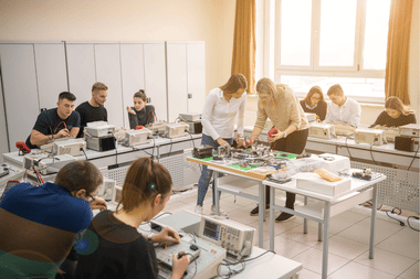 AP EAMCET 2025, BVTS కాలేజ్ ECE కోర్సు అంచనా  కటాఫ్ వివరాలు ఇవే