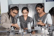 VRSE విజయవాడ ECE కోర్సుకు ఎంత ర్యాంక్ వస్తే చాలు, 2025 అంచనా కటాఫ్ తెలుసుకోండి?