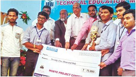Ashokrao Mane Polytechnic College Wins State Project First Prize at Solapur