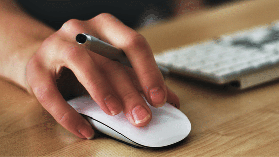 CLAT 2025 Application Form to be closed on October 15 at consortiumofnlus.ac.in (Image Credit: Pexels)