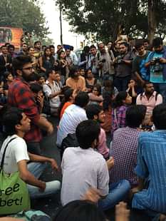 DU Student Protest Demanding Job