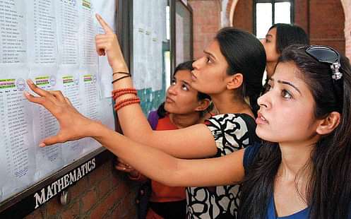 DU Admissions 2016-17: Ramjas College Leads the First Cut-off List