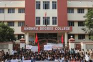 AP ఫీజు రీయింబర్స్‌మెంట్ ఆలస్యం, 27 వరకు ప్రైవేట్ డిగ్రీ కాలేజీల బంద్ కొనసాగింపు