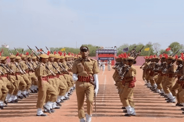 ఢిల్లీ పోలీస్ హెడ్ కానిస్టేబుల్ పోస్టుల కోసం భారీ భర్తీ ,ఇంటర్మీడియట్ అర్హతతో అవకాశం