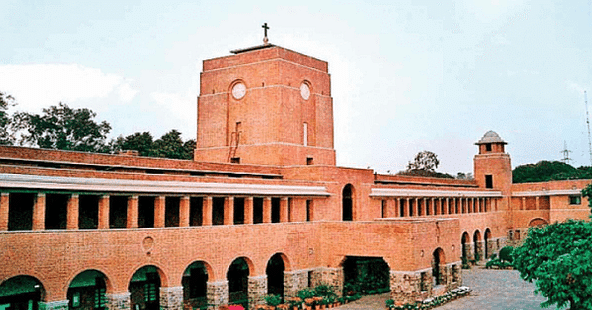DU to Directly Reach Out to Transgender Students for Admissions 