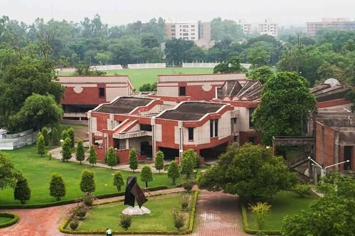 Expected JEE Advanced Cutoff 2023 For IIT Kanpur | CollegeDekho