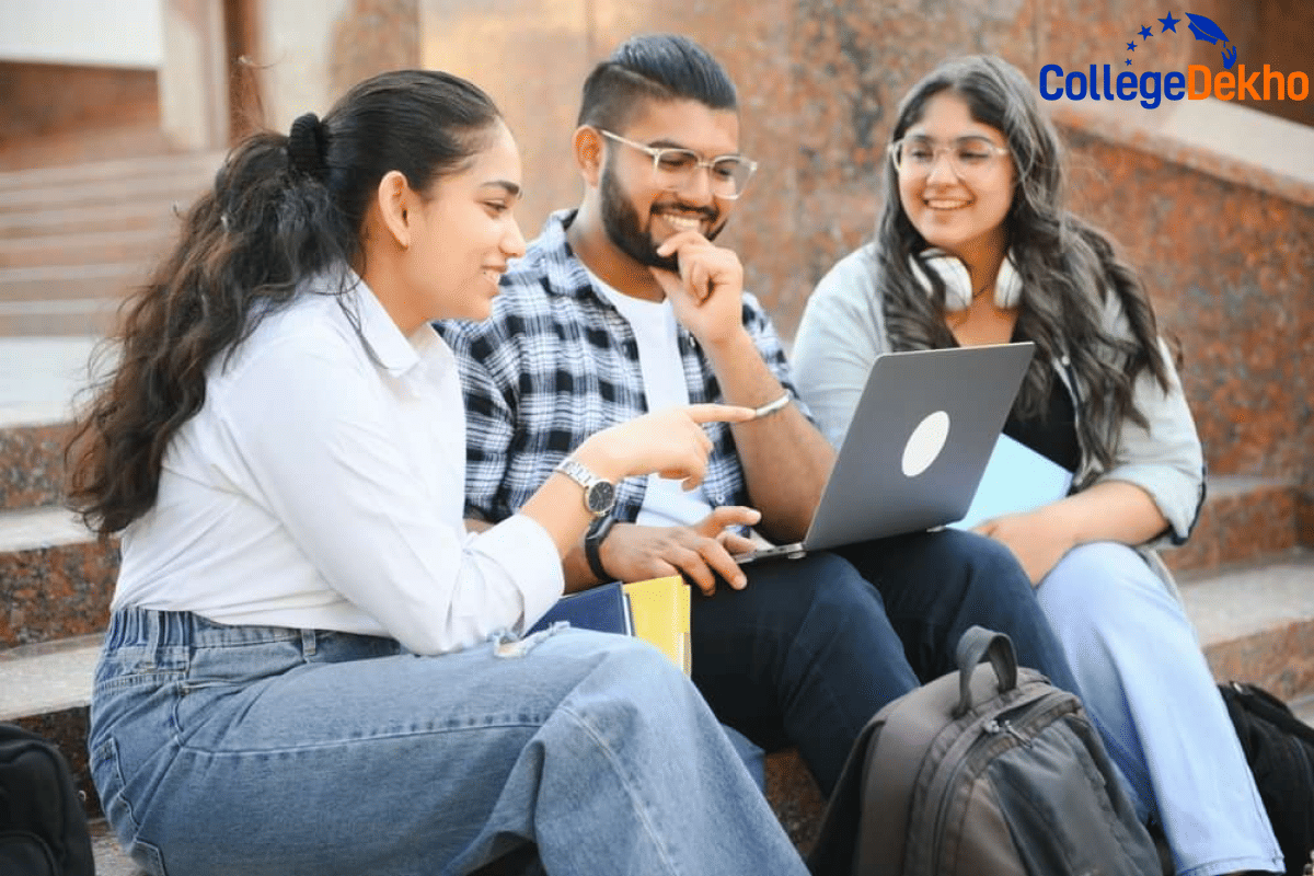 LLB average cost in India