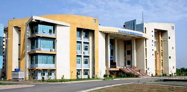 IIM-R Develops Academic Partnerships with European Universities