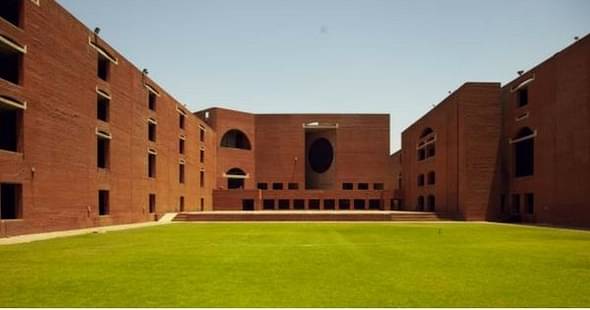 IIM Ahmedabad Alumni Donate Rs. 50 Lakh to Faculty Club