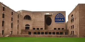 IIM Ahmedabad launches Blended AI and Business Analytics Programme