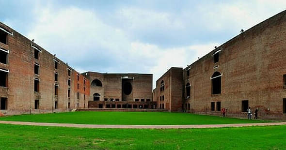 IIM Ahmedabad Drops Plan of Setting up Second Campus