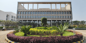 IIM Raipur Invites Applications for 2nd Batch of Senior Executive Development Program