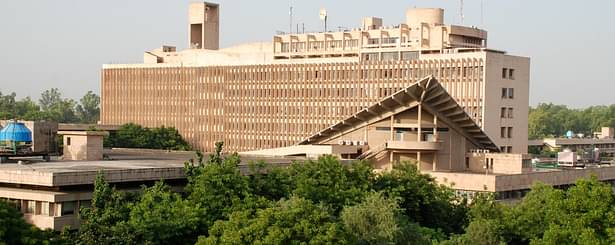 IIT’s Plan to Hold Entrance Exam for foreign Students