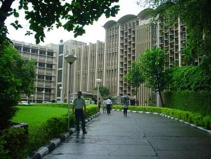 IIT Bombay Hosts eYantra Robotics Competition