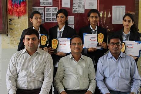 SBJITMR Students Win First prize at Poster Presentation Competition