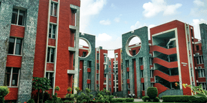 JEE Advanced IIT Madras Expected Cutoff Rank 2025 (Image Credit: iStock)
