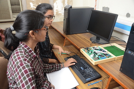 JEE Main 2025 Oscillations Expected Questions with 2024-2019 PYQ Trends
