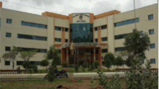 Maharashtra NEET UG Round 1 RGMC Thane Cut Off 2024 Category-Wise (Image Credit: Pexels)