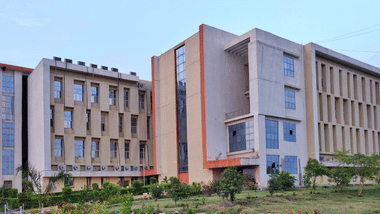 NLU Ranchi CLAT Round 2 Cutoff 2024: Opening and Closing Ranks (Image Credit: Pexels)