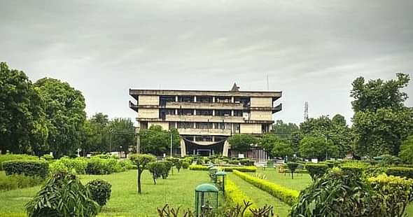 Panjab University Plans to Conduct Offline Exams