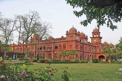 Punjab University to Begin Courses on Terrorism