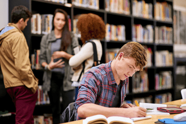 SSC CHSL టైర్ 1 అడ్మిట్ కార్డ్ 2025 విడుదల తేదీ అంచనా