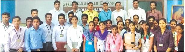 Sant Gajannan Maharaj Education Gruop 446 Students Selected in Campus Interview