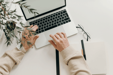 Shift-Wise Total Number of Mole Concept Questions in JEE Main 2024 Session 1 (Image credit: Pexels)