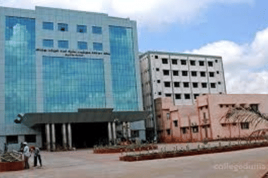 TN NEET UG Round 1 GMC Trichy MBBS Cutoff 2024