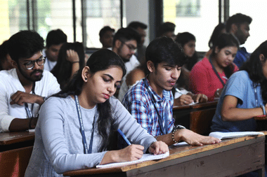 JEE Main 2025 Hyperbola Expected Questions with 2024-2019 PYQ Trends