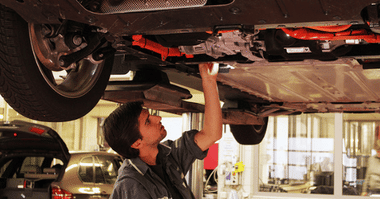 Barton Hill Engineering College Introduces Automotive Mechatronics Course