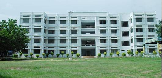 Chalapathi Pharma College Conducts Guest Lecture
