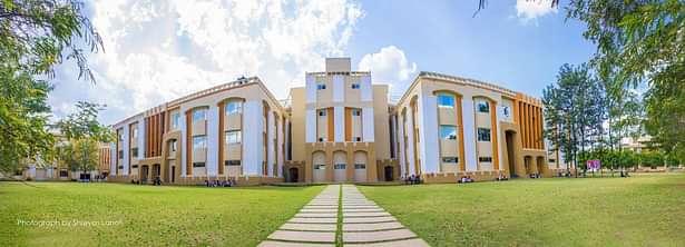 Chamelidevi Group of Institutions to Offer Scholarship