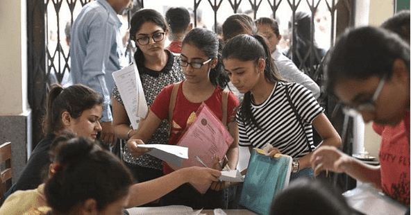 DU Aspirant Files a Petition Regarding Math in Best of 4 for Eco Hons