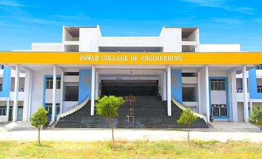 Students of Eswar Engineering College Shine in Mega Job Fair