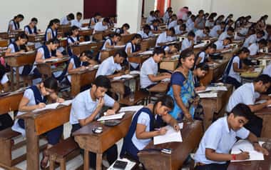 Karnataka 2nd PUC History Answer Key 2023 (Available) Live Updates: Question Paper PDF, Analysis, Student Reviews