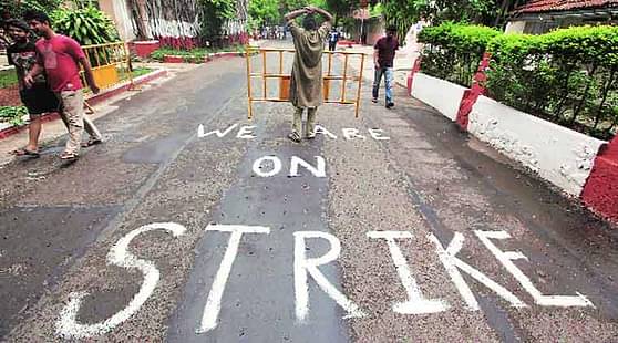 FTII students want to talk with I&B Ministry