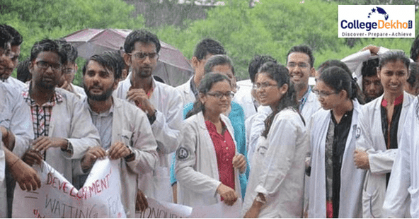 Madhya Pradesh Medical University Allows ‘Hinglish’ in Written and Oral Exams 