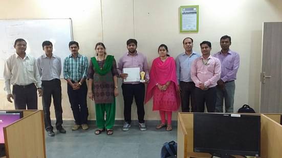 Student of GNI Nagpur Receives Outstanding Project Trainee Award