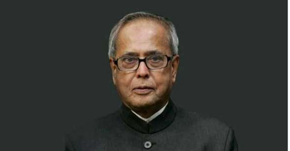 President Pranab Mukherjee Expresses Concern over Quality of B-Schools