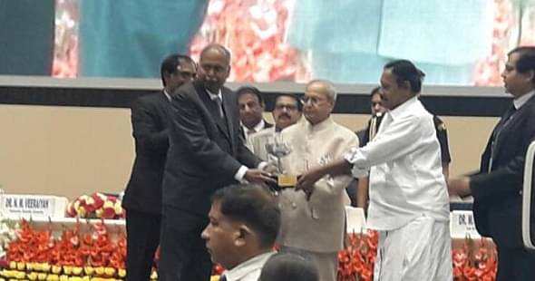Saveetha University's Chancellor, Dr. N.M. Veeraiyan Receives Lifetime Achievement Award on World Health Day