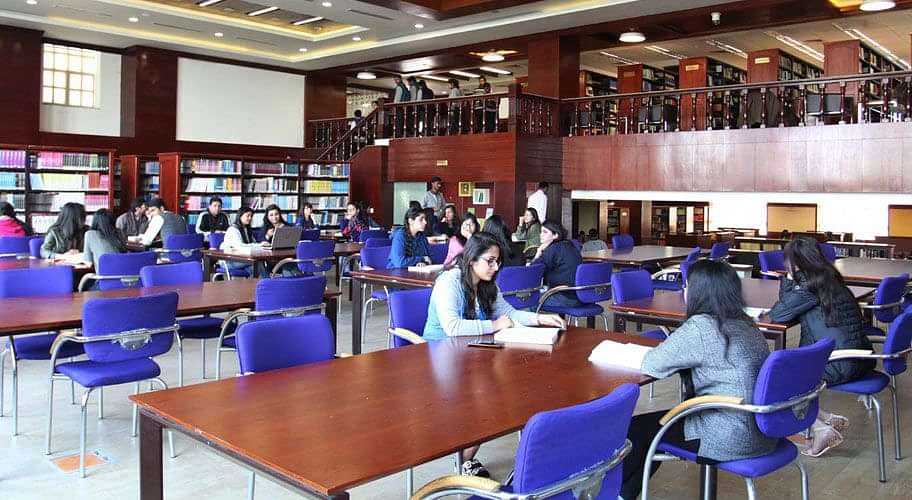 Amity University Lucknow Library