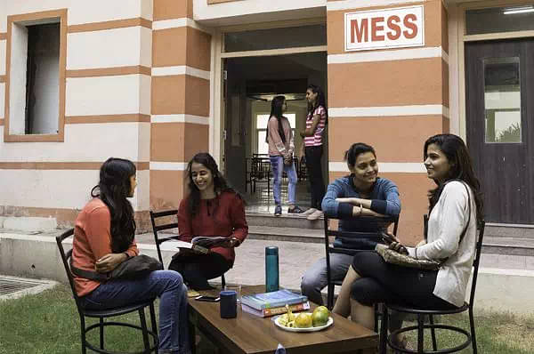 jaipur national university cafetaria