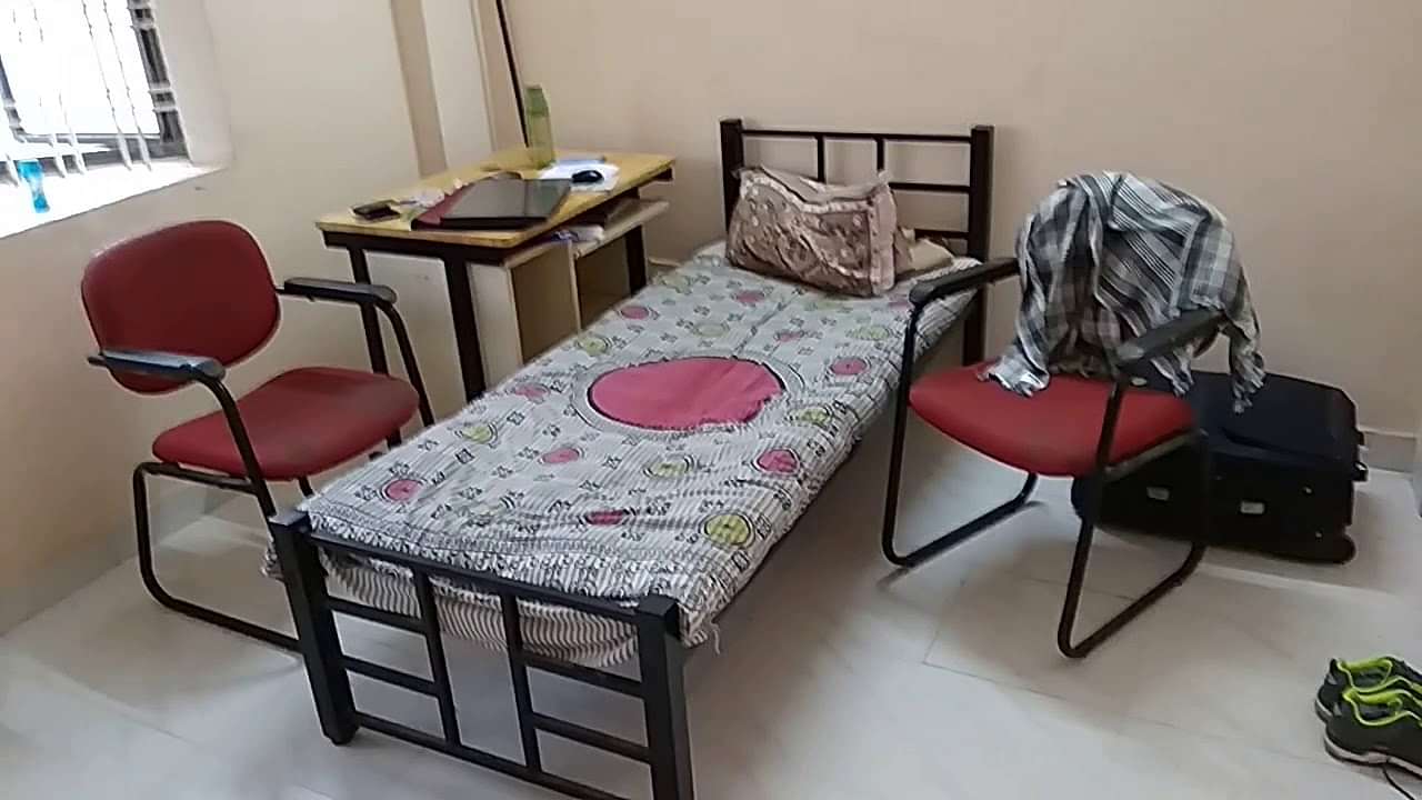 NIT Warangal Hostel Room