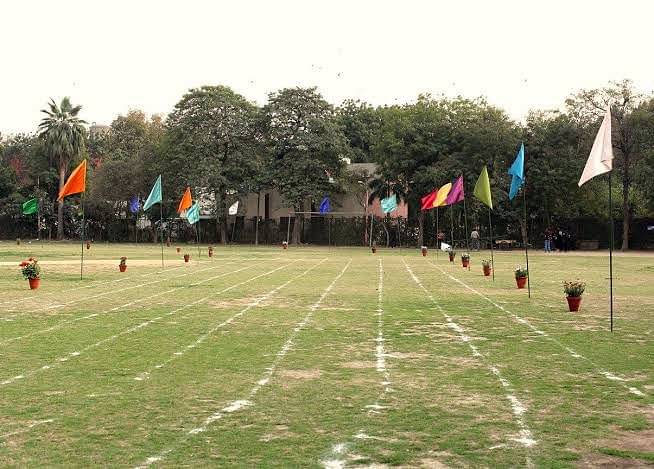 Satyawati College Sports